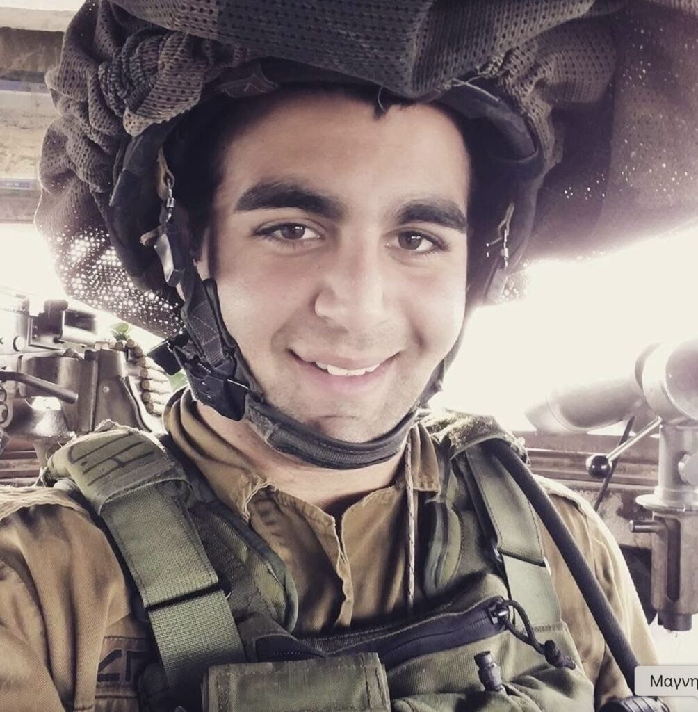 ισραηλινός-λοχίας-των-idf-πίσω-από-τη-συμ-1376401